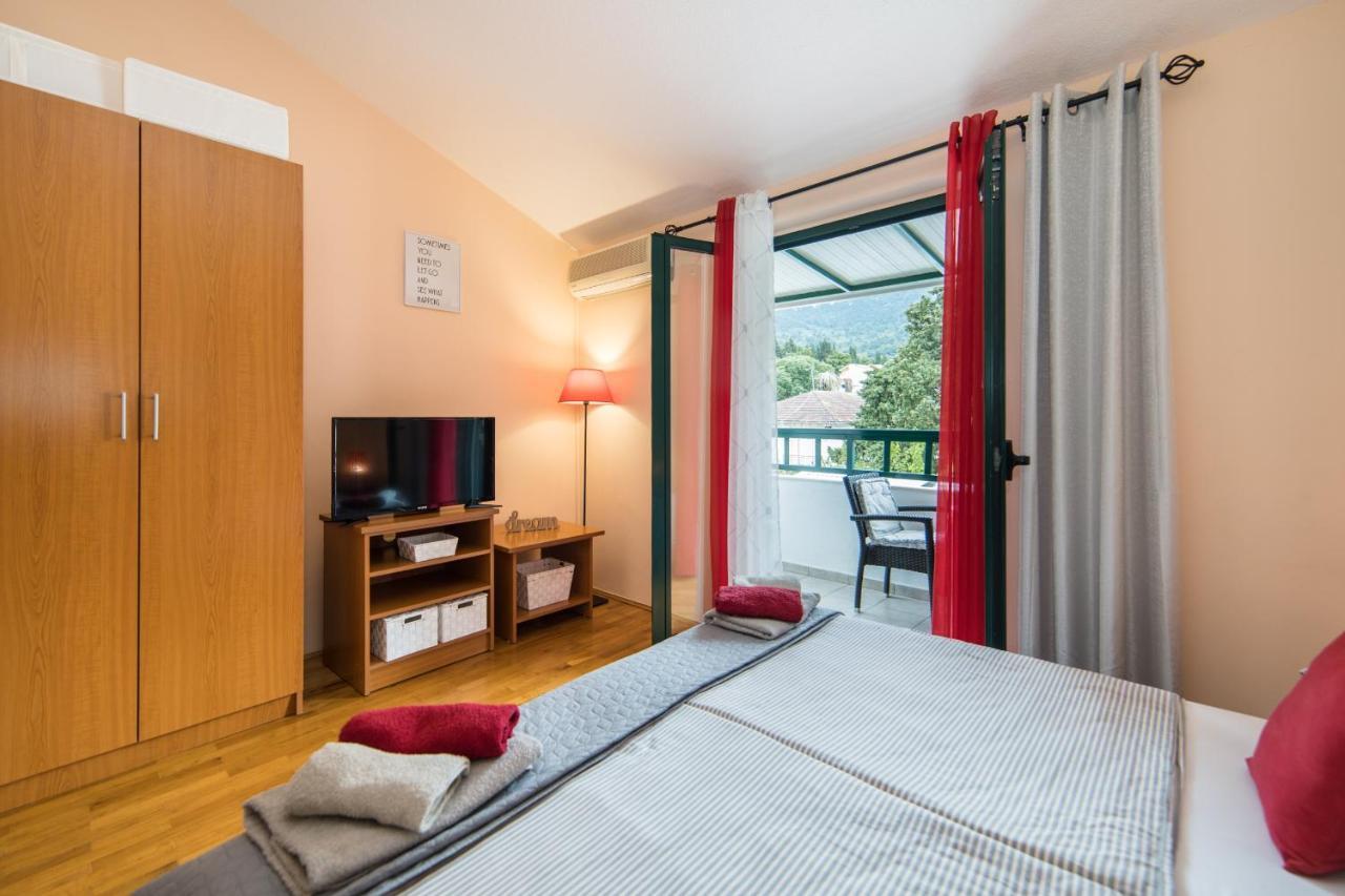Apartments Gajeta Gradac  Εξωτερικό φωτογραφία